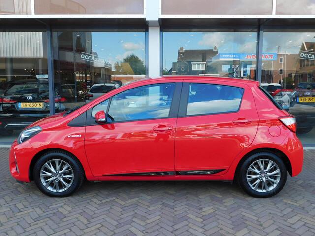 Toyota YARIS 1.5 Hybrid Design | NAVI