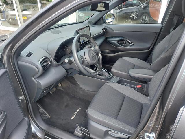 Toyota YARIS Cross 1.5 Hybrid 115 Dynamic Hoge instap, adaptieve cruise controle, trekhaak