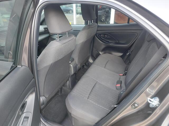 Toyota YARIS Cross 1.5 Hybrid 115 Dynamic Hoge instap, adaptieve cruise controle, trekhaak