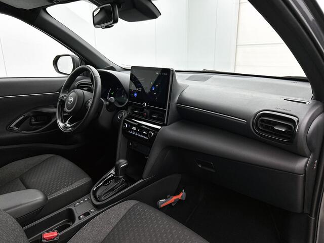 Toyota YARIS Cross 1.5 Hybrid 115 First Edition | Voorruit-Stuur-Stoelverwarming | Parkeersensoren V+A | Onderweg-naar-dealer