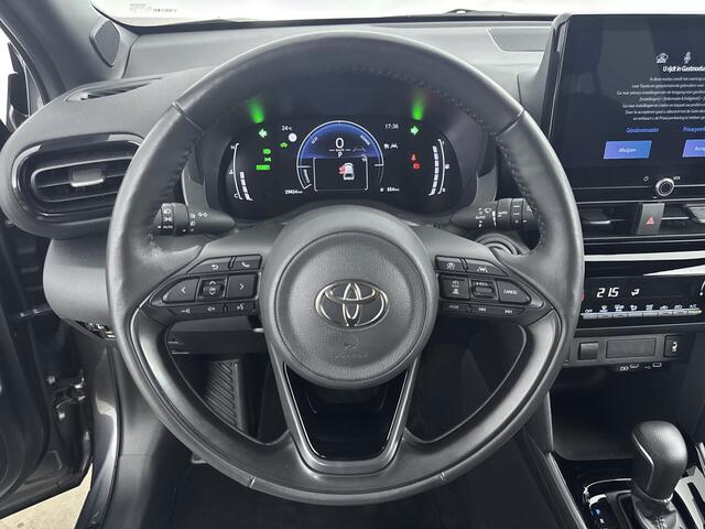 Toyota YARIS Cross 1.5 Hybrid 115 Dynamic | Voorruit-Stuur-Stoelverwarming | Parkeersensoren V+A | Onderweg-naar-dealer