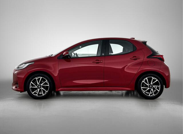 Toyota YARIS 1.5 Hybrid Dynamic | Parkeersensoren voor + achter | Achteruitrijcamera | Stoelverwarming