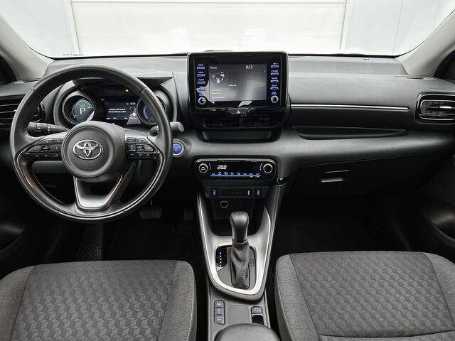 Toyota YARIS 1.5 Hybrid Dynamic | Parkeersensoren voor + achter | Achteruitrijcamera | Stoelverwarming