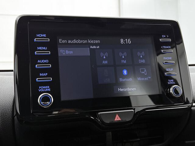 Toyota YARIS 1.5 Hybrid Dynamic | Parkeersensoren voor + achter | Achteruitrijcamera | Stoelverwarming