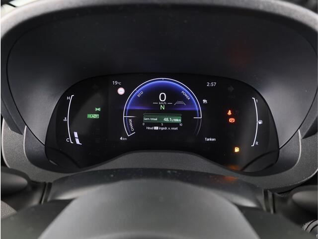 Toyota YARIS 1.5 Hybrid 115 Dynamic *NIEUW* | Direct leverbaar! | Comfort Pack | Inruilpremie | MY2025