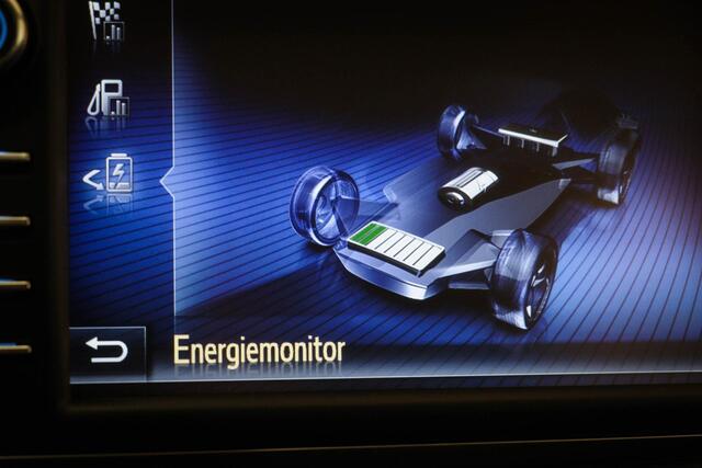 Toyota YARIS 1.5 Hybrid Active | DEALER ONDERHOUDEN | AUTOMAAT | CLIMA | CAMERA