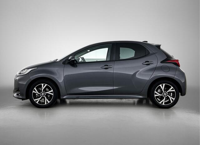 Toyota YARIS 1.5 Hybrid 115 Dynamic | NL Auto | Cruise Control Adaptief | Achteruitrijcamera | Onderweg-naar-dealer