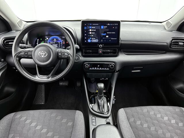 Toyota YARIS 1.5 Hybrid 115 Dynamic | NL Auto | Cruise Control Adaptief | Achteruitrijcamera | Onderweg-naar-dealer