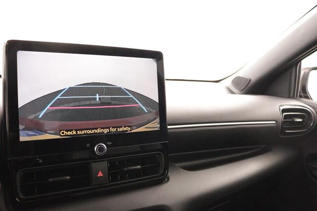 Toyota YARIS 1.5 Hybrid 130 Executive | Parkeersensoren | Apple Carplay/Android Auto | Blind Spot Monitor |