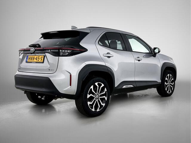Toyota YARIS Cross 1.5 Hybrid 115 First Edition | Navigatie | Lichtmetalen velgen |