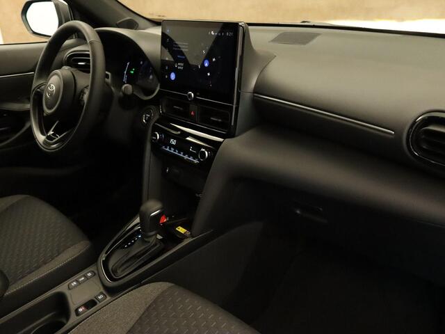 Toyota YARIS Cross 1.5 Hybrid 130 Dynamic - DODEHOEK DETECTIE - DIRECT UIT VOORRAAD LEVERBAAR - PARKEERSENSOREN VOOR EN ACHTER - STOEL & STUUR VERWARMING - DRAADLOZE TELEFOONLADER - KEYLESS ENRTY & START - BESTUURDERS EN BIJRIJDERSSTOEL IN HOOGTE VERSTELBAAR