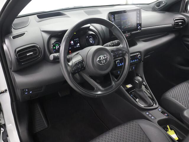 Toyota YARIS 1.5 Hybrid Executive | Panoramadak | Stoel/Stuurverwarming | JBL | Cruise Control Adaptief | Parkeercamera | Navigatie |