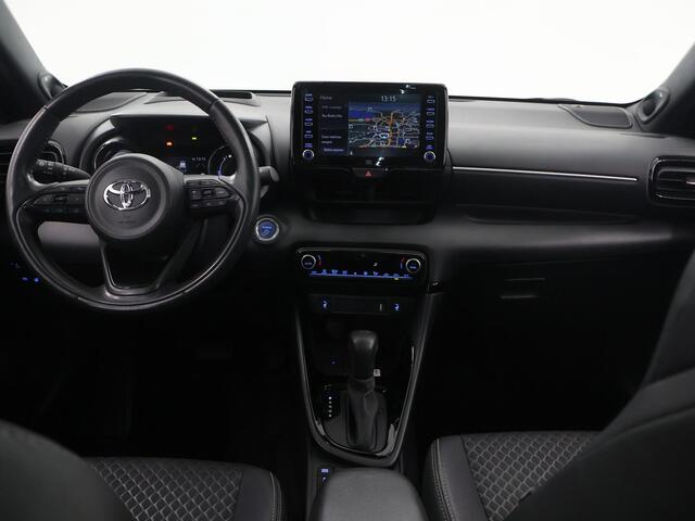 Toyota YARIS 1.5 Hybrid Executive | Panoramadak | Stoel/Stuurverwarming | JBL | Cruise Control Adaptief | Parkeercamera | Navigatie |