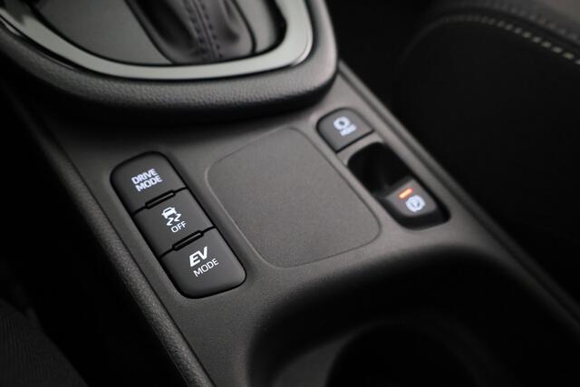 Toyota YARIS 1.5 Hybrid 115 Dynamic *NIEUW* | Direct leverbaar! | Comfort Pack | Inruilpremie |