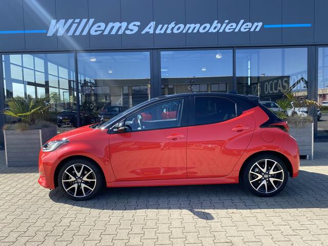 Toyota YARIS 1.5 Hybrid Executive Panoramadak , Stoelverwarming , JBL , pdc V+A