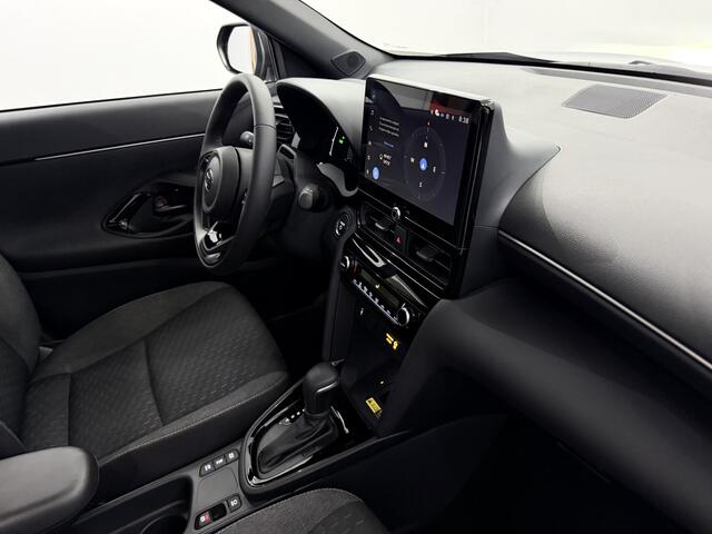 Toyota YARIS Cross 1.5 Hybrid 130 Executive Camera, Navi, Stoelverwarming/Koeling, Keyless start, Rijstrook correctie, Cruise control adaptief, EV mode, Lichtmetalen velgen, 3 jaar garantie