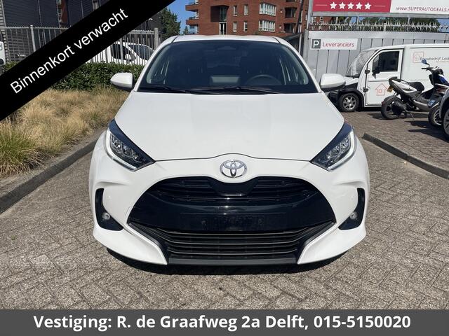 Toyota YARIS 1.5 Hybrid 115 Dynamic | Stuur & Stoel Verwarming | Parkeersensoren | Adaptieve Cruise Control | BSM