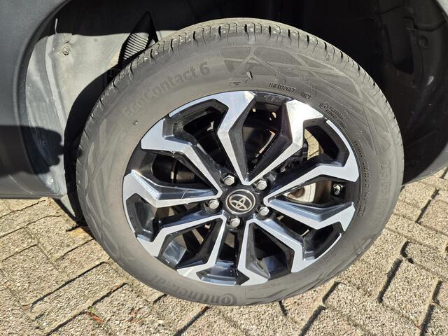 Toyota YARIS Cross 1.5 Hybrid First Edition AWD All-in prijs!