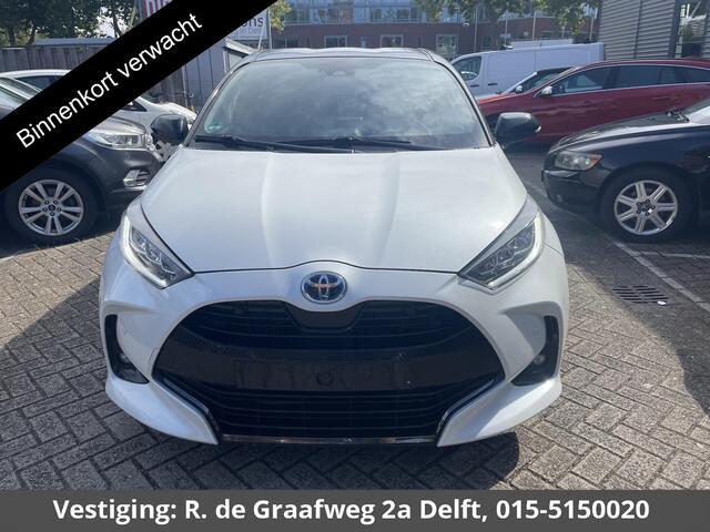 Toyota YARIS 1.5 Hybrid Executive | Stoelverwarming | Navigatie | Parkeersenoren | Apple Carplay/Android Auto