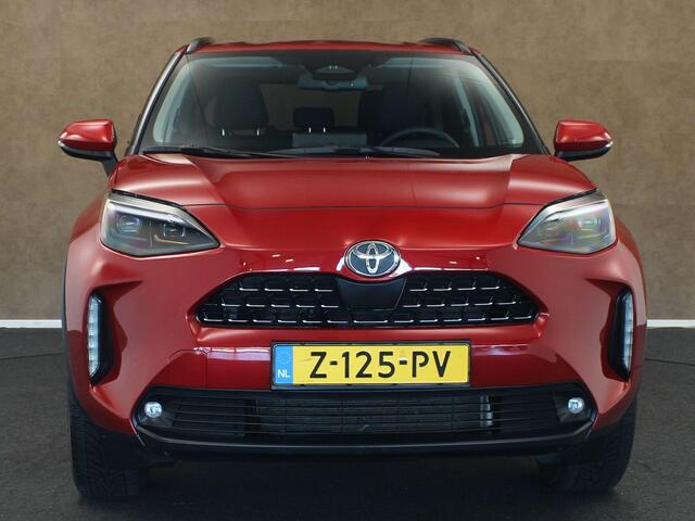 Toyota YARIS Cross 1.5 Hybrid 130 Executive - ORIGINEEL NEDERLANDSE AUTO - APPLE CARPLAY/ANDROID AUTO - ADAPTIEVE CRUISE CONTROL - VOORSTOELEN VERWARMD - CLIMATE CONTROL - KEYLESS ENTRY/START - ACHTERUITRIJCAMERA - LED KOPLAMPEN