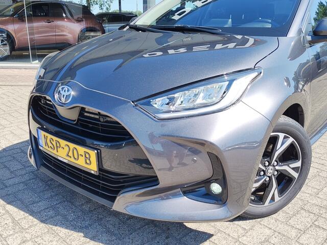 Toyota YARIS 1.5 Hybrid 115 Dynamic | Sensoren v/a | Stuur & Stoelverwarming