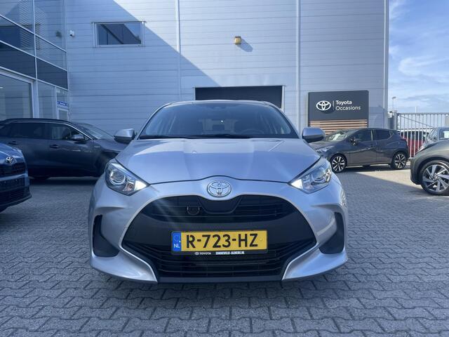 Toyota YARIS 1.5 VVT-i Active All seasonbanden