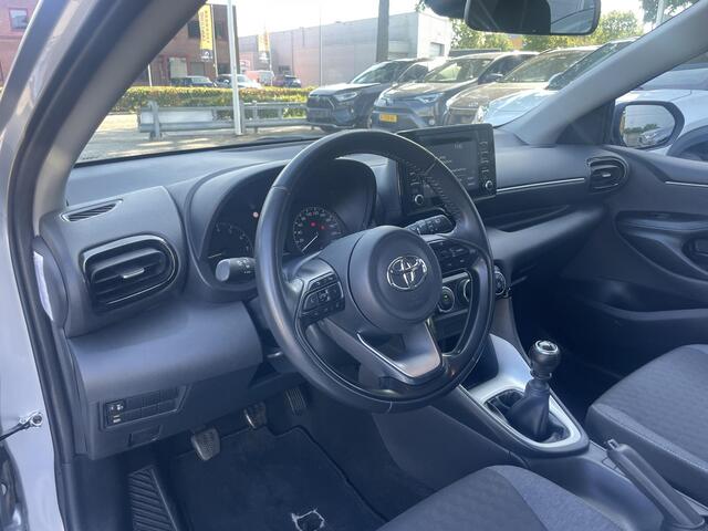 Toyota YARIS 1.5 VVT-i Active All seasonbanden