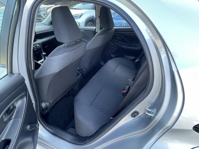 Toyota YARIS 1.5 VVT-i Active All seasonbanden