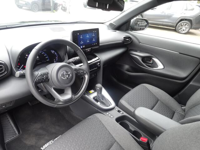 Toyota YARIS Cross 1.5 Hybrid 130 Dynamic Apple Carplay / Android Auto