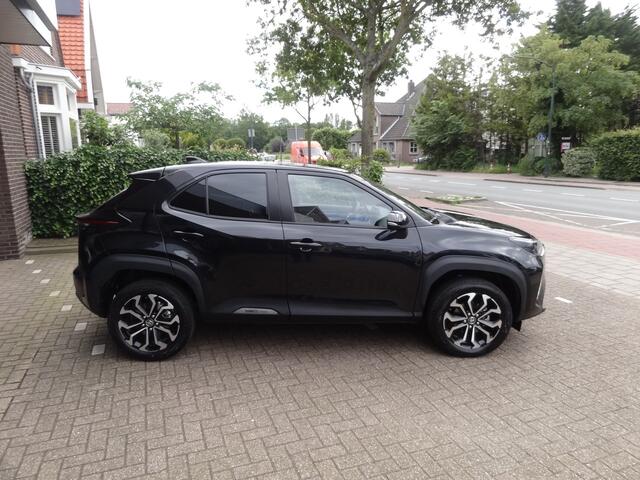 Toyota YARIS Cross 1.5 Hybrid 130 Dynamic Apple Carplay / Android Auto