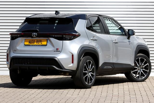 Toyota YARIS Cross 1.5 Hybrid GR Sport Two-Tone