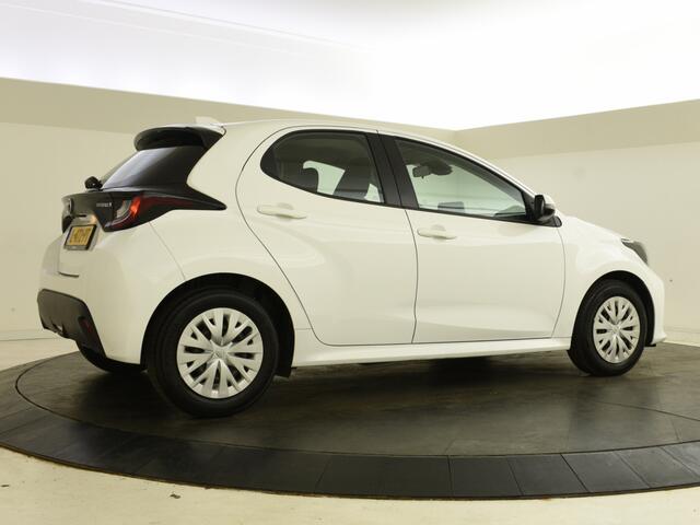 Toyota YARIS 1.5 Hybrid Active | Carplay/AndroidAuto | Adapt. cruise