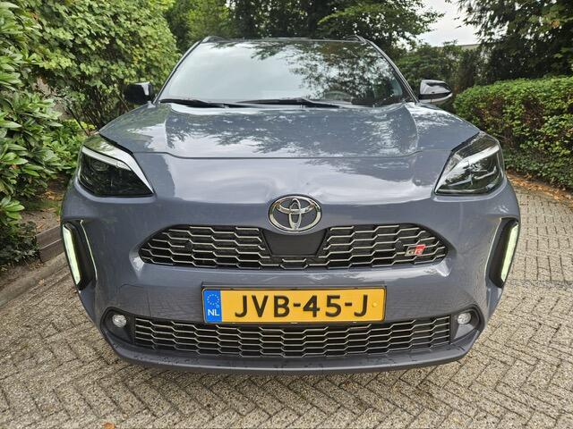 Toyota YARIS Cross 1.5 Hybrid 130 GR SPORT Pano/Trekhaak/NL-auto