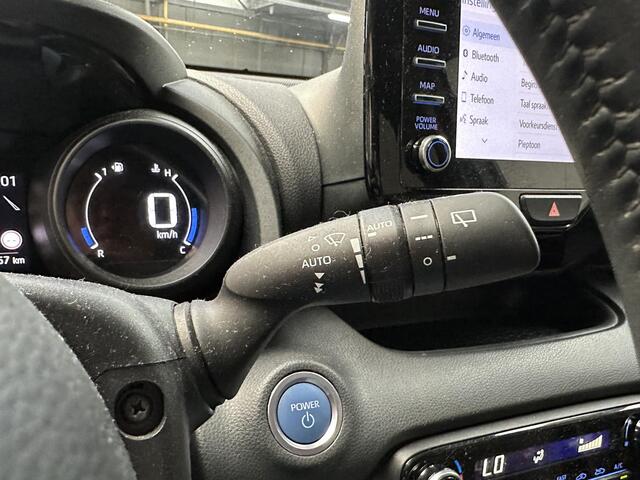 Toyota YARIS 1.5 Hybrid Dynamic