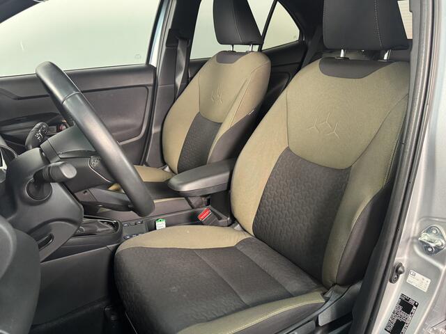 Toyota YARIS Cross 1.5 Hybrid Explore | Stoelverwarming | Parkeersensoren voor & achter | CarPlay |