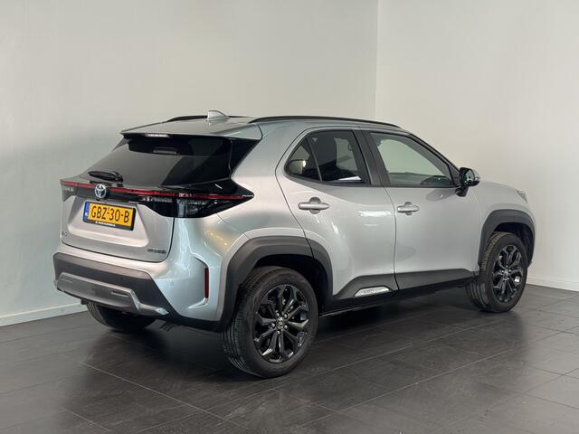 Toyota YARIS Cross 1.5 Hybrid Explore | Stoelverwarming | Parkeersensoren voor & achter | CarPlay |