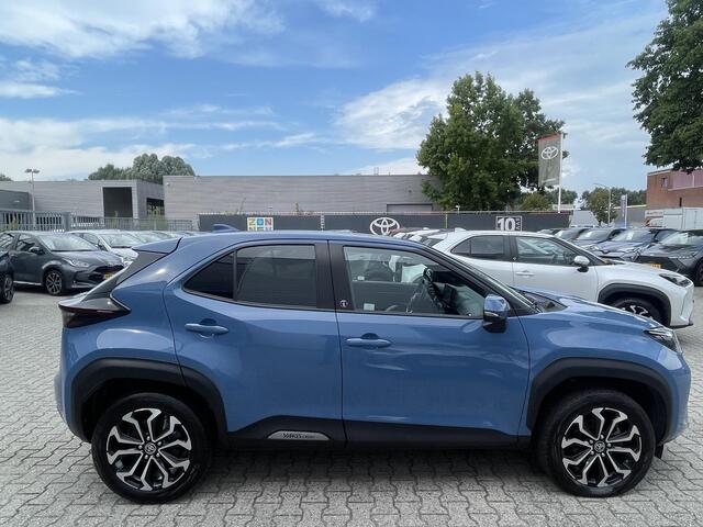 Toyota YARIS Cross 1.5 Hybrid First Edition Winterpack