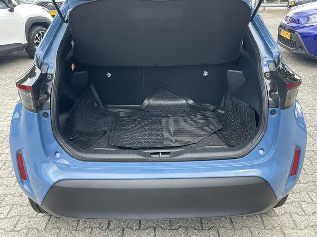 Toyota YARIS Cross 1.5 Hybrid First Edition Winterpack