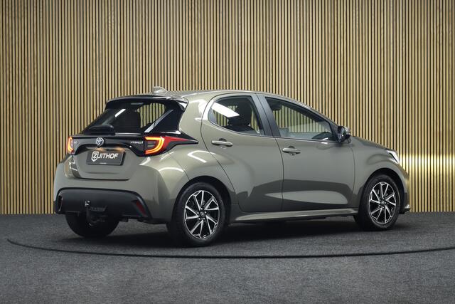 Toyota YARIS 1.5 Hybrid Dynamic | Afneembare Trekhaak | Adaptive-cruise | Camera | Clima | Maps Navigatie | Apple Carplay & Android Auto | Keyless