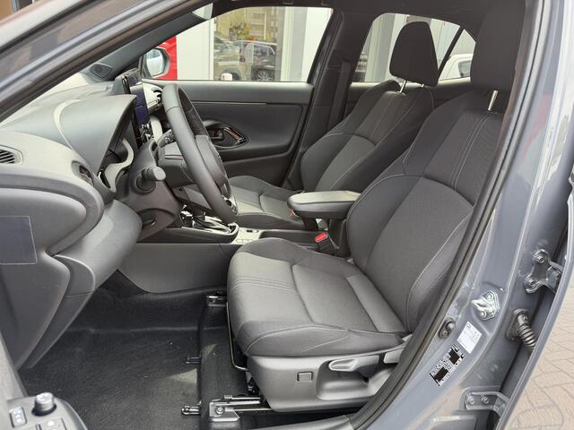 Toyota YARIS Cross 1.5 Hybrid 130 First Edition + Comfort Pack