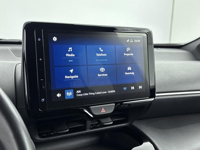 Toyota YARIS Cross 1.5 Hybrid First Edition | Dealer onderhouden | Apple CarPlay/Android Auto | Climate Control | Cruise Control Adaptive | Achteruitrijcamera |