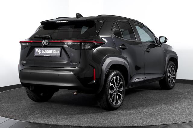 Toyota YARIS Cross 1.5 Hybrid 115 Dynamic | Dig.Cockpit | Adapt.Cruise | Stoel-+stuurverwarming | Camera | PDC | NAV+App.Connect | Auto.Airco | LM 17" | 5875