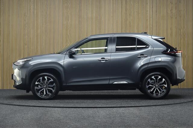 Toyota YARIS Cross 1.5 Hybrid 130 Dynamic + Comfort Pack MY 2026 | Adaptive-cruise | Apple Carplay & Android Auto | Camera | Clima | Parkeersensoren V+A | Keyless | Navigatie | Stoel & Stuurverwarming | Dodehoekdetectie