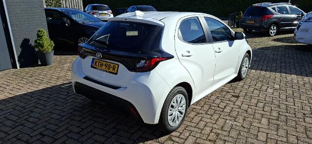 Toyota YARIS 1.0 VVT-i Active APPEL-CARPLAY