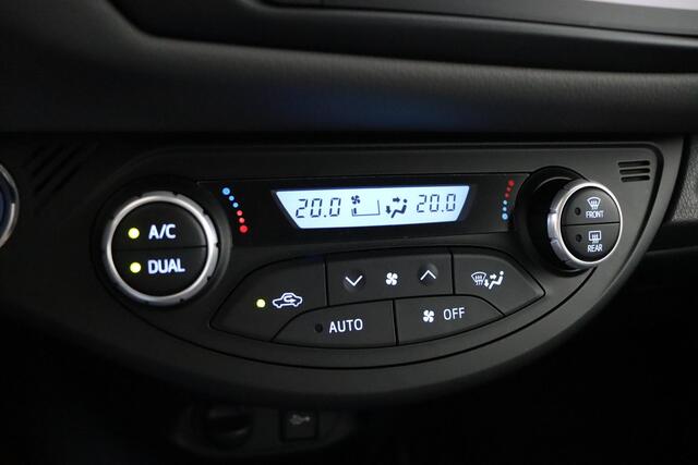 Toyota YARIS 1.5 Hybrid Dynamic | Cruise control | Keyless entry | Trekhaak |