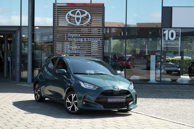Toyota YARIS 1.5 Hybrid 115 Dynamic Automaat | Comfort pack | Buitenspiegels automatisch inklapbaar | Stoelen, stoelverwarming voorstoelen | Stuurwiel, met stuurwielverwarming | Blind Spot Monitor (BSM); dodehoekd