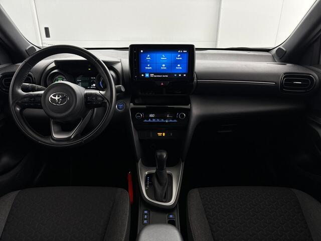 Toyota YARIS Cross 1.5 Hybrid Dynamic | Navigatie | 17'' L.M. Velgen | Adaptieve Cruise Control