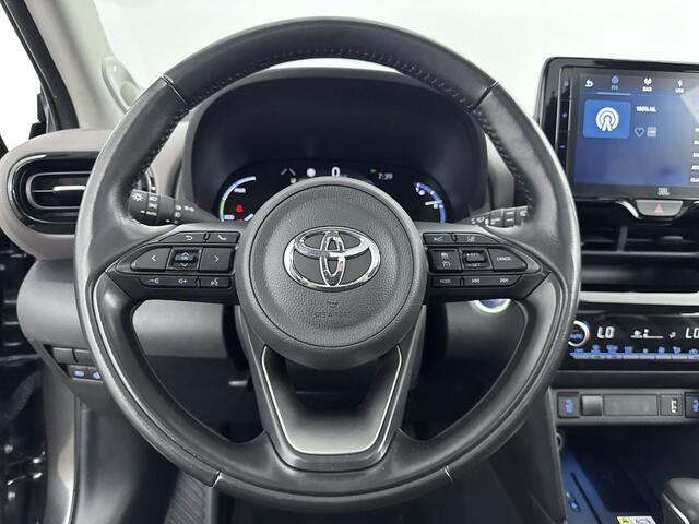 Toyota YARIS Cross 1.5 Hybrid Executive | Voorruit-Stuur-Stoelverwarming | Pano | JBL | Parkeersensoren V+A |