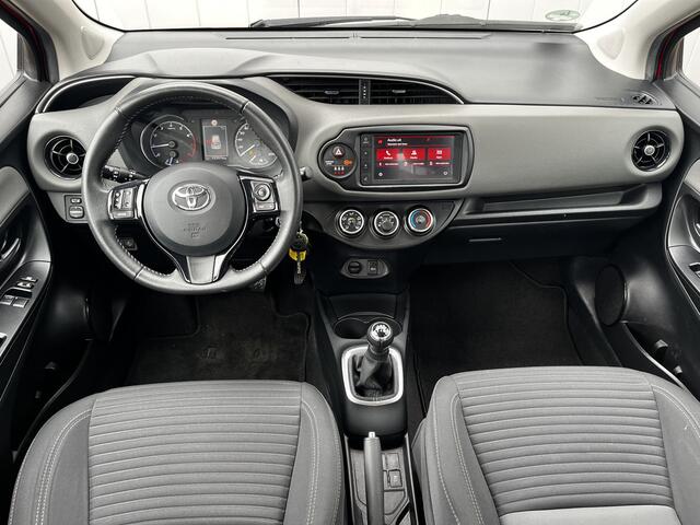 Toyota YARIS 1.0 VVT-i Connect NL Auto Airco Apple carplay Android auto Dealer onderhouden