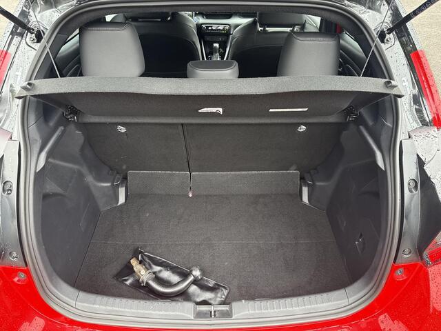 Toyota YARIS 1.5 Hybrid Launch Edition | Navigatie | Trekhaak | CarPlay
